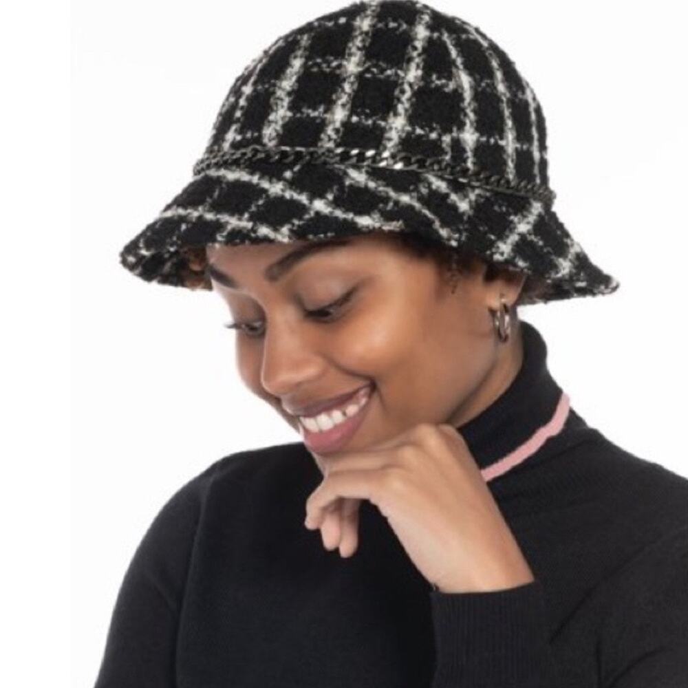 Inc International Concepts Black Plaid Chain Trim Cloche Hat NWT